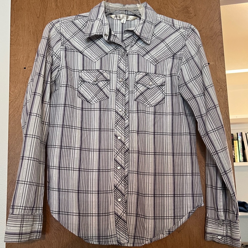 Cumberland Outfitters Pearl Snap button up